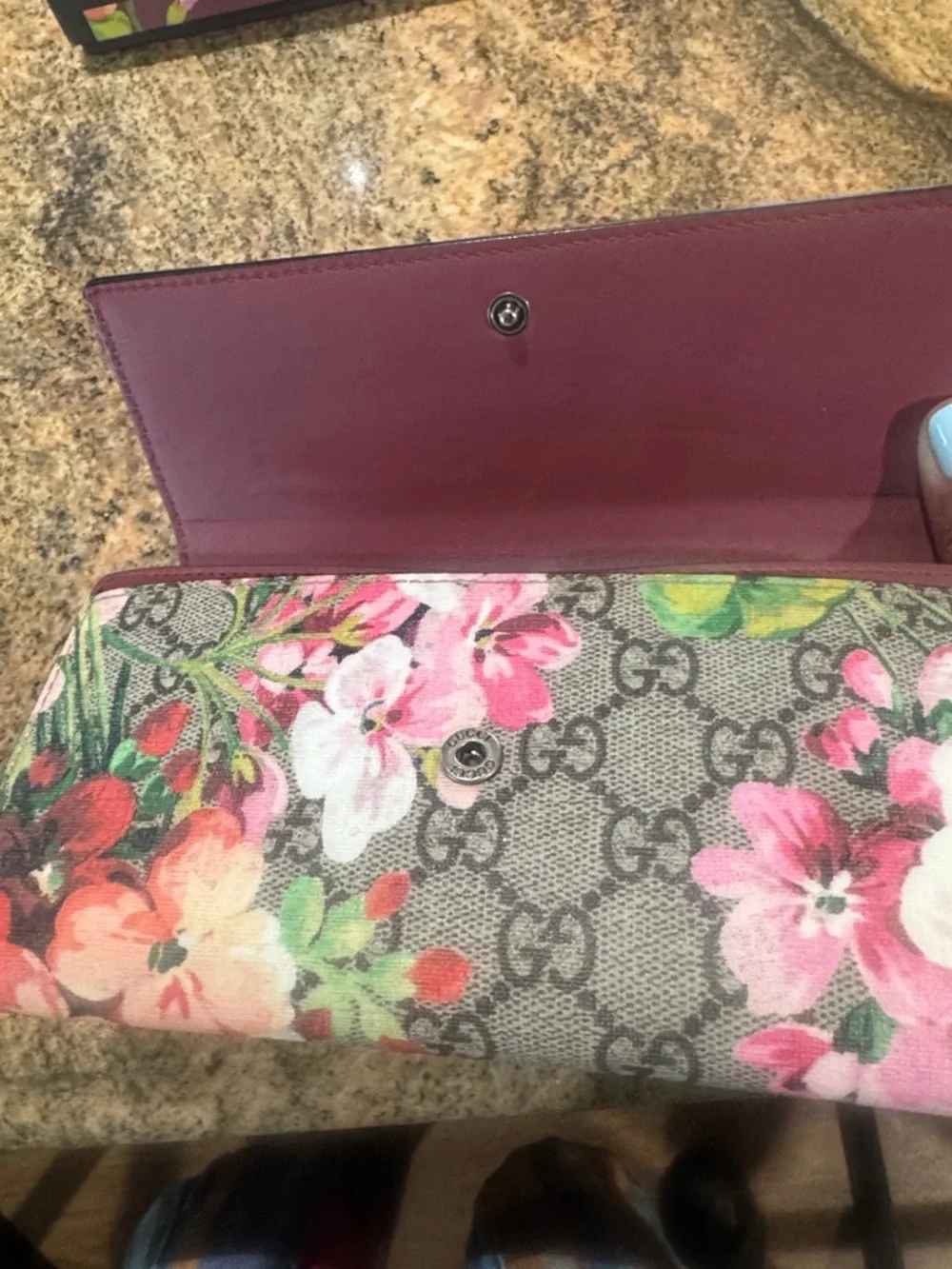 Gucci Floral GG Supreme Continental Wallet - Gray with Pink & Green Accents - Picture 3 of 15